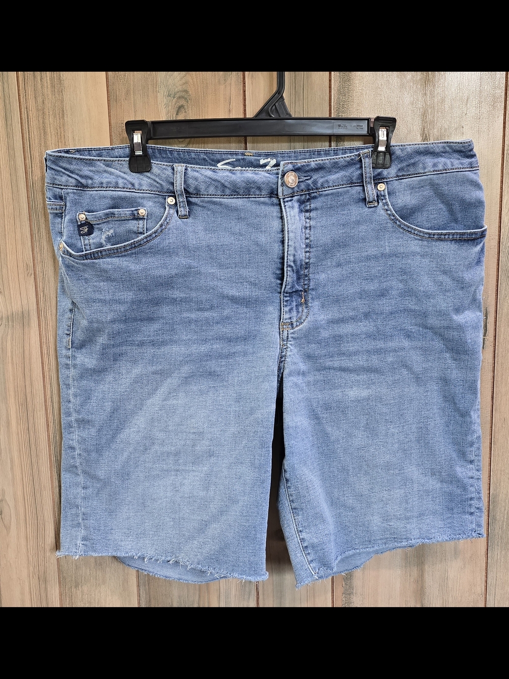 Seven7 Light Blue Denim Women's Jean Shorts